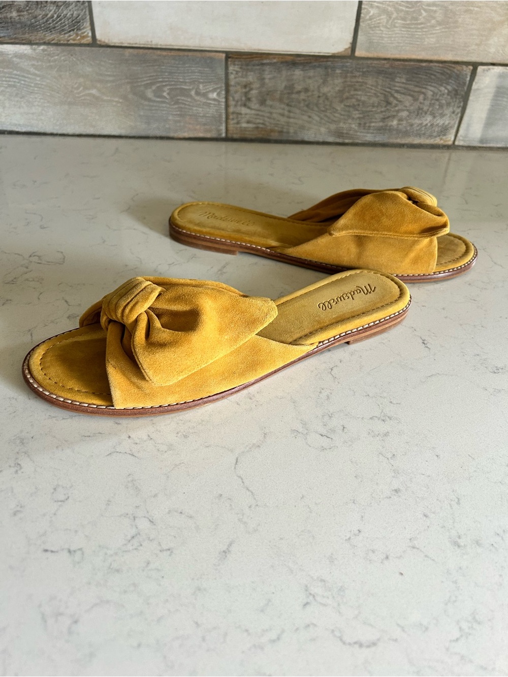 Madewell Suede Half Bow Tan Mustard Slip On Slide Sandals - Picture 2 of 16